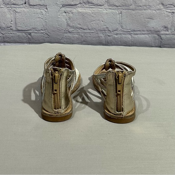 Tucker + Tate Toddler Gladiator Sandal size 5 - Picture 4 of 6